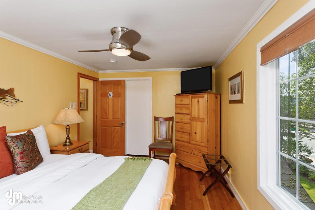 A Wildflower Inn Anchorage Dış mekan fotoğraf
